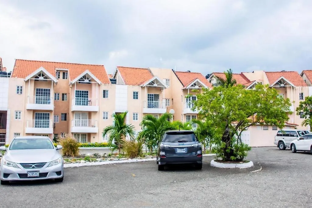 Finest Accommodation Marley Manor Apt # 513 Ground Floor 6 Marley Rd Kgn 6 Kingston Jamaica